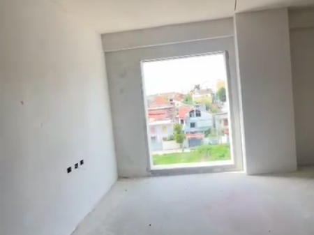 🏢 Shitet Apartament 1+1 ne Porcelan❗