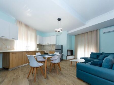 Qera | Apartament 1 + 1 | Medreseja | 650 €/muaj