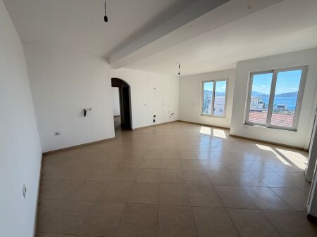 Apartament në qendër të Sarandës