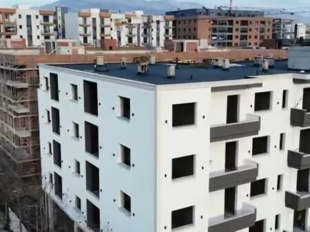 APARTMENT 2+1 FOR SALE IN KAMEZ