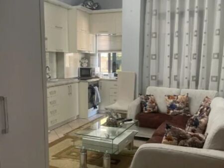 Rent | Apartament 1+ 1 | Rruga e Kavajes | 500 €/month