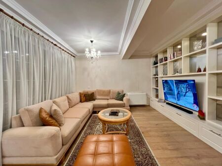 Affitto, Appartamento 2+1, Don Bosco, Tirana - 1000€ | 130 m²