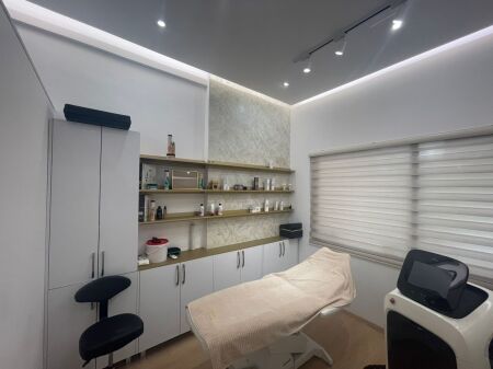 Shitet biznesi se bashku me ambientin