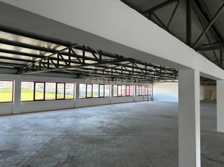 Jepet me qira kapanon pranë QTU-së, Tiranë