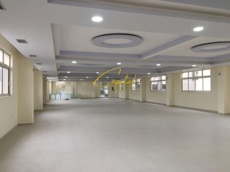 BUSINESS PREMISES FOR RENT 1,300 M2 NEW BOULEVARD 5000 EURO