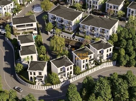 In vendita, Villa su 3 piani, Residenza Montclair, Tirana - 1.100.000€ | 406,6m²