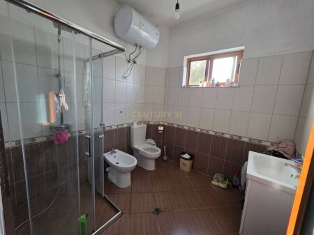 Villa in vendita a Kashar – Posizione strategica vicino a Tirana!!