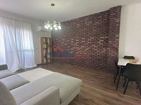 Appartamento 1+1 in affitto Lago Secco Tirana