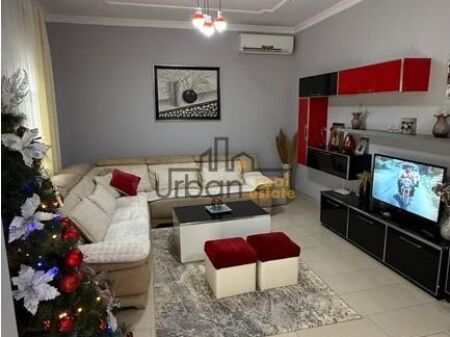 In vendita, Casa privata, 1 piano, Pezë, Tirana - 150.000€ | 121,6 m²