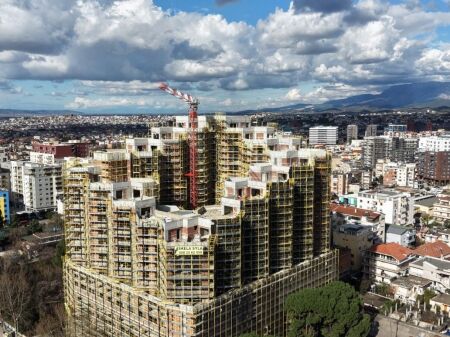 Shitet Apartament 2+1 – Colonnade Residence | Tiranë