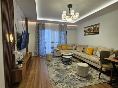 Shitet Apartament 2+1+2 – Pallati me Shigjeta