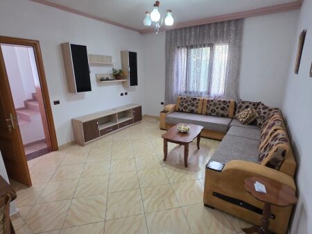 Jepet me qira apartament 2+1, i mobiluar – Pranë Vala Park, Durrës