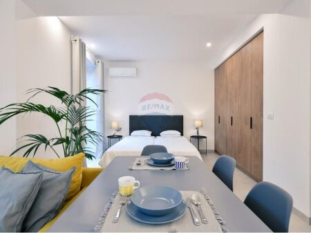 Jepet me qira apartament ne Myslym Shyri