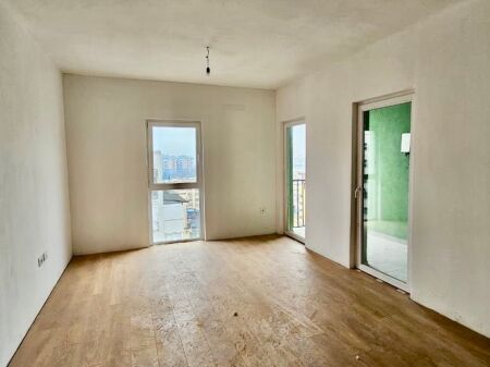 Shitet 2+1+2 tek Tirana Entry 2 , 125000€