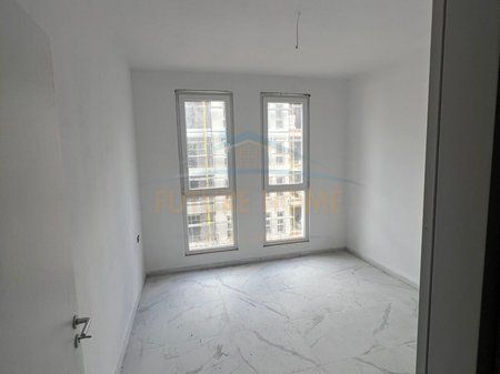 Shitet, Apartament 1+1, Univers City