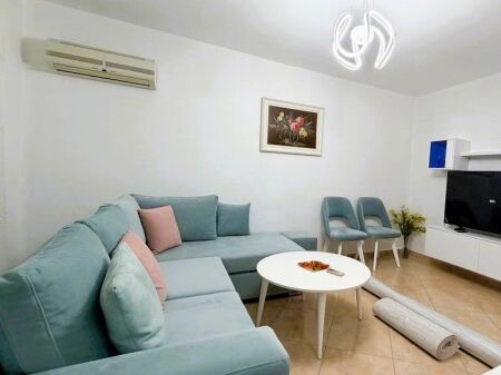 JEPET ME QIRA APARTAMENT 1+1 TEK 21 DHJETORI | ÇMIMI 55,000 ALL