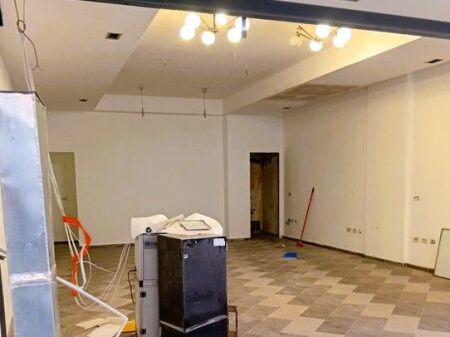 FOR RENT – BUSINESS PREMISES