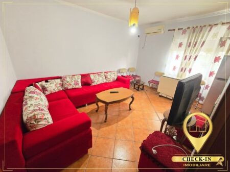 1+1 me qera perballe Tregut te Medresese