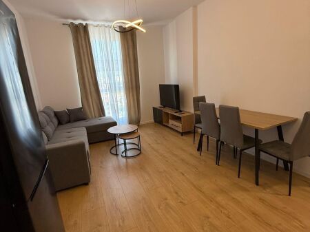 APARTAMENT 1+1, TE SIRI KODRA