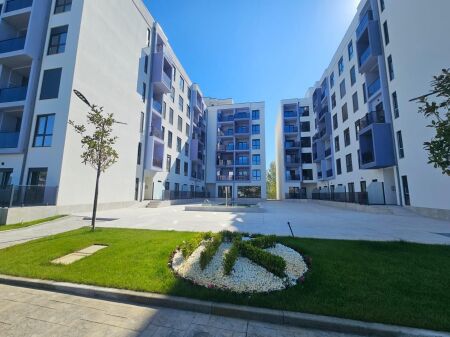 SHITET APARTAMENT GOLEM -Apartamenti ndodhet tek Rezidenca Adriatik