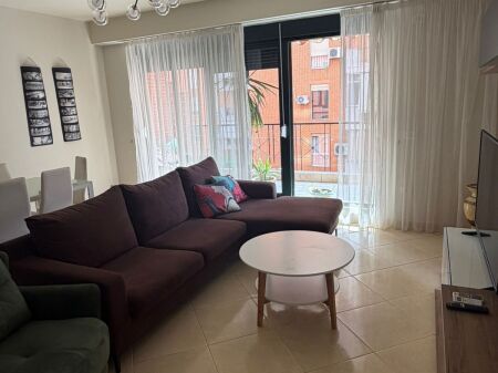 2+1 apartment for rent at the Delijorgji Complex!