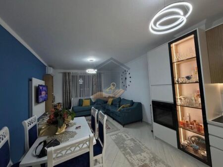 Shitet Apartament 3+1+2t+2b, Shkozet Durrës