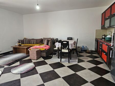 SHITET APARTAMENT 2+1+2+ Verand