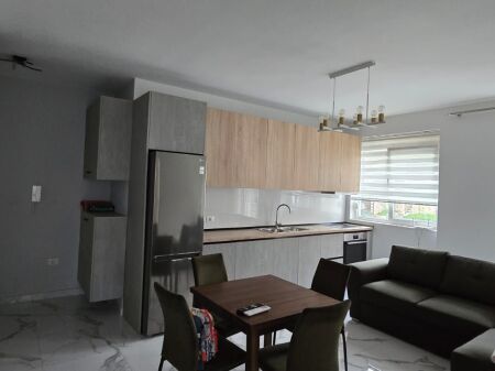 Jepet me qera apartament 2+1 Liqeni i Thate