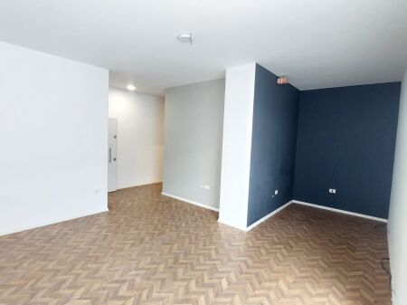 Ufficio in affitto 90 m2 a Kika 2