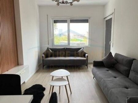 Affitto, Appartamento 1+1, Complesso Henke, Tirana