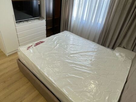 1+1 per qera , Bulevardi I Ri