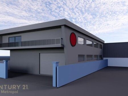 WAREHOUSE FOR RENT OPPOSITE AMERICAN 3 IN YZBERISHT!