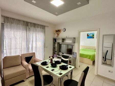 Apartment 1+1 for rent near Hotel Palace, Durres