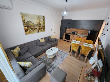 🏡 Apartment 2+1 for Rent – 21 Dhjetori