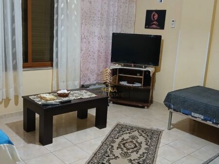 Affitto, Appartamento 1+1, Ex Parco degli Autobus, 35.000 Lek/Mese