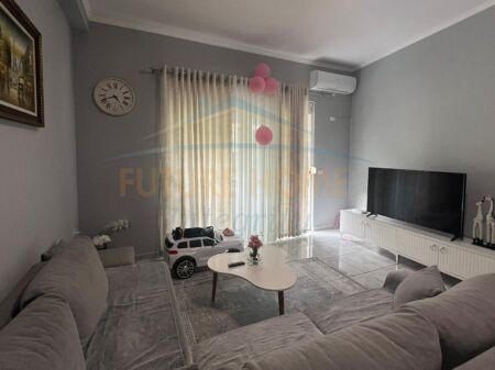 In vendita, appartamento 2+1, Fresku, Tirana.