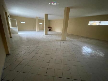 Dyqan Me Qera Prane Kompleksit Grand (ID BD21875) Tirane