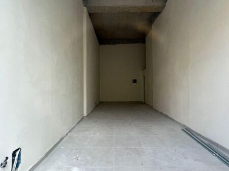 Negozio in Affitto al Mercato Nuovo (ID BD21876) Tirana