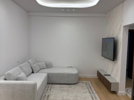 Apartamente per qera 1+1 te Vila L Astir