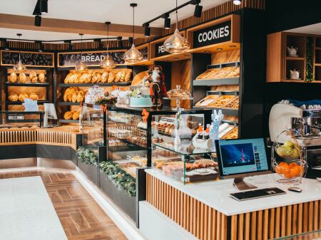 Unità Commerciale in Vendita – Pasticceria & Forno, Via Kavaja