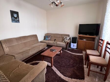 APARTAMENT ME QERA 2+1 STACIONI TRENIT 40.000 LEKE FH-69855