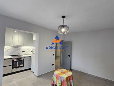APPARTAMENTO IN AFFITTO 3+1+BALCONE " PAZARI I RI " 700 EURO