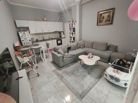 SHITET APARTAMENT 2+1 FRESKU 135.000 EURO FH-69839