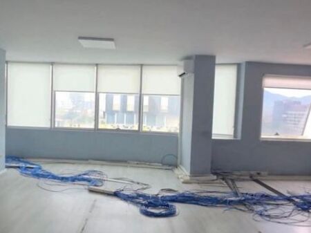 AMBIENT PER ZYRA, ISH STACIONI TRENIT!