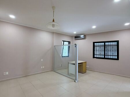 Zyrë për qira Bulevardi Zogu 1