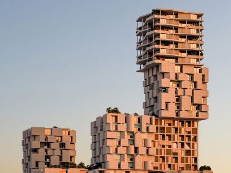 For sale Ap 2+1 89m2 at Hora Vertikale 2300 EURO