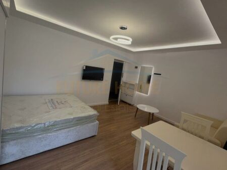 Shitet, Garsoniere, Medreseja, Tiranë. 92,400 €