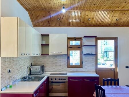 Qera | Vilë 2 + 1 | Rruga Dritan Hoxha | 500 €/muaj