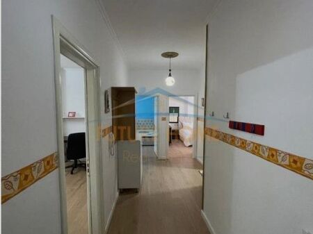 Shitet, Apartament 2+1+2, Kodra Diellit, Tiranë.