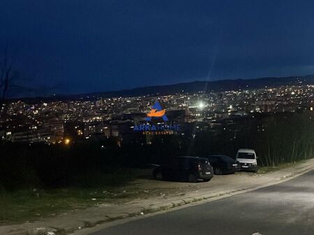 SHITET TRUALL NDËRTIMI 182M2 "RRUGA BAFTJAR LICI, PRANE JAHO RESIDENCE" 200000 LEKE